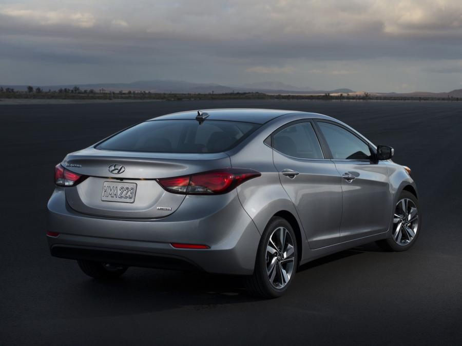  Hyundai Elantra Limited 2014 года  (US) (фото 22 из 27)